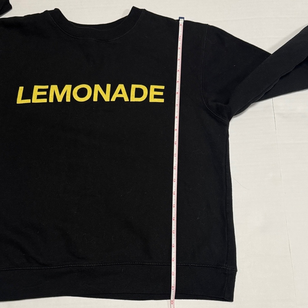 Lemonade Black Sweatshirt by Beyoncé - Picture 6 of 8